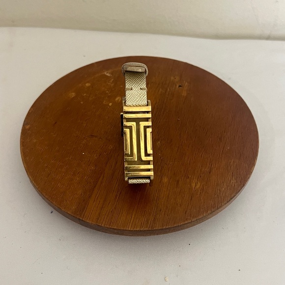Tory Burch Fitbit Gold leather Wrap Bracelet OS - Picture 9 of 15